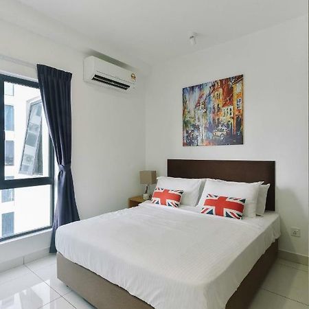 1 Tebrau Suites By Subhome Johor Bahru Exterior photo